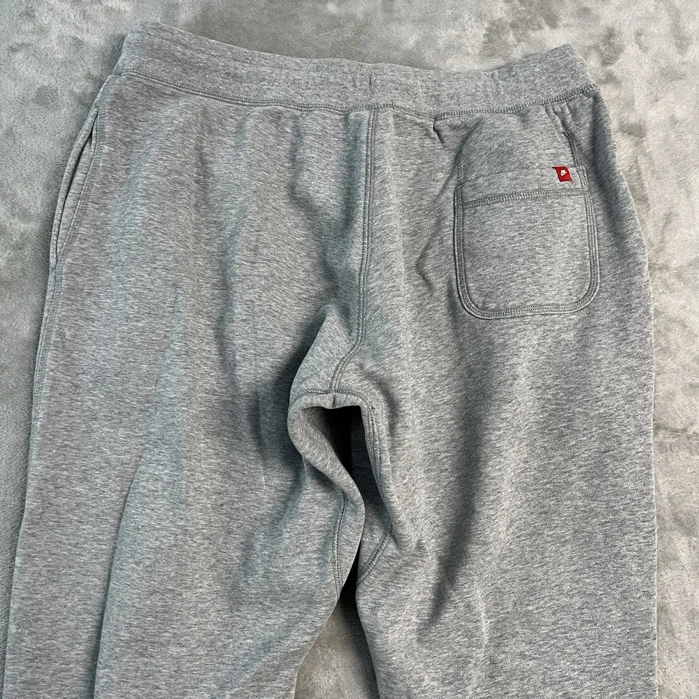 Nike Cuffed Fleece Baggy Relaxed Jogger Sweatpants Men's XL Gray Training Gym